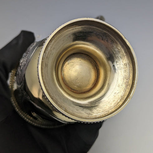 1867年 英国アンティーク 純銀ゴールド装飾 花彫刻マグカップ 150g